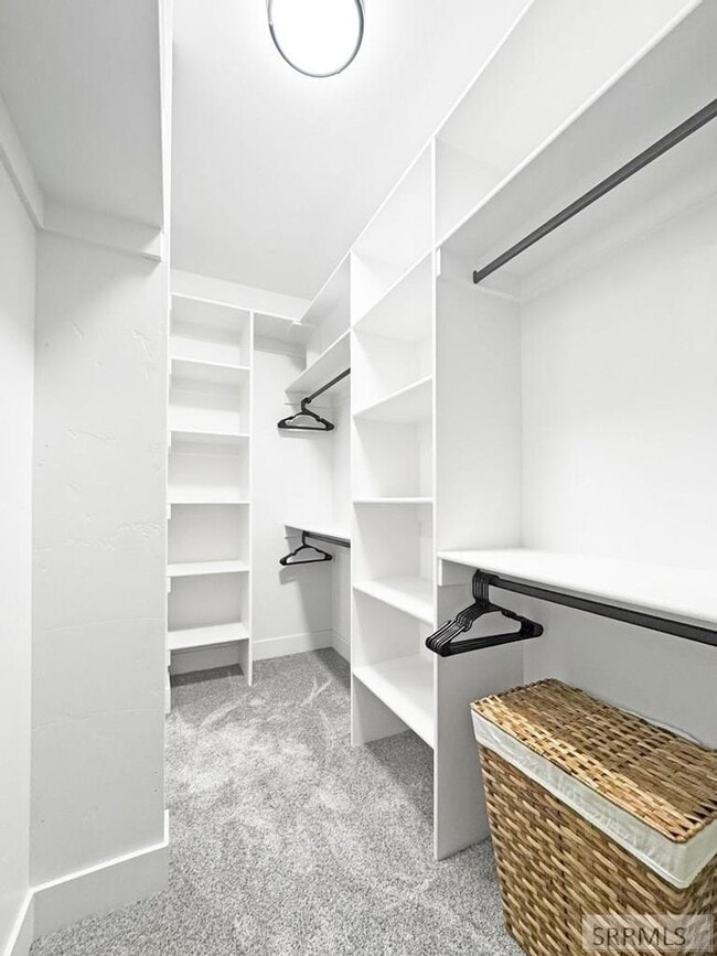 Building Photo - COMPLETELY FURNISHED HOME FOR RENT IN SUGA...