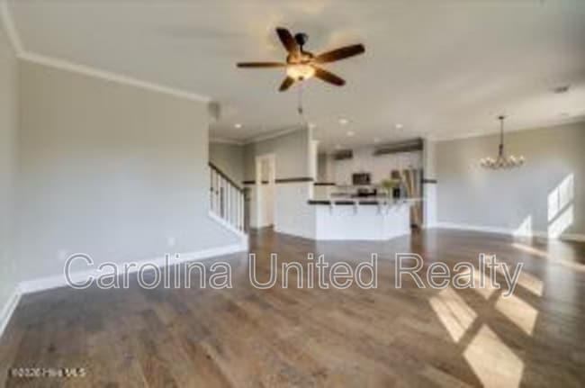 Building Photo - 1003 Glenhaven Dr