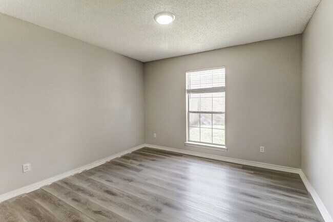 Building Photo - 602 Copeland Dr