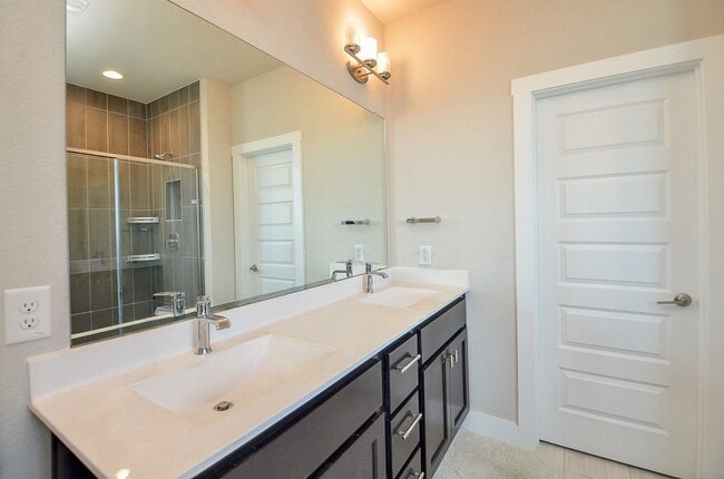 Building Photo - 3538 Gore Creek Dr