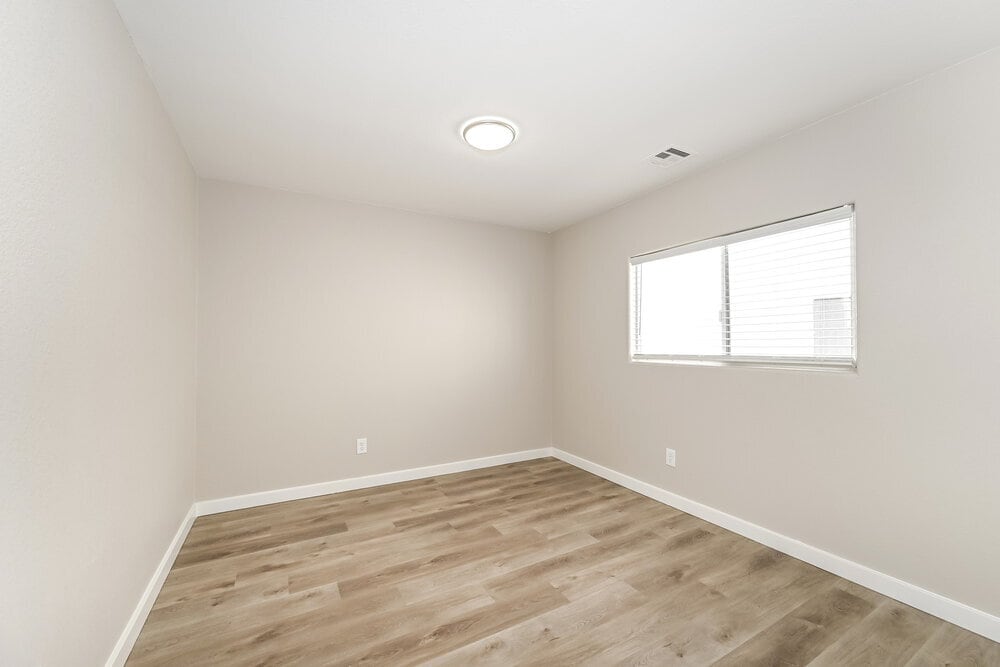 Building Photo - 6244 W Haleh Ave