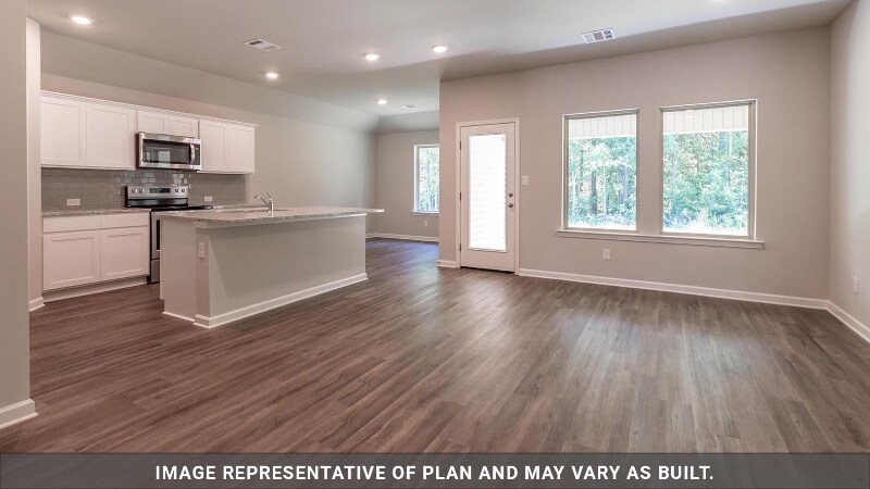 Building Photo - 13937 Malbec Ave