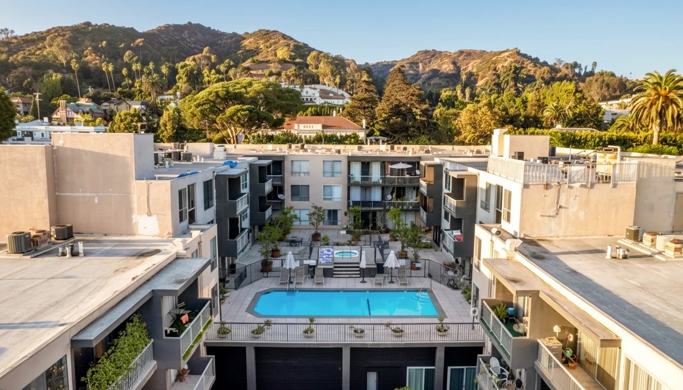 Building Photo - 1745 Camino Palmero St