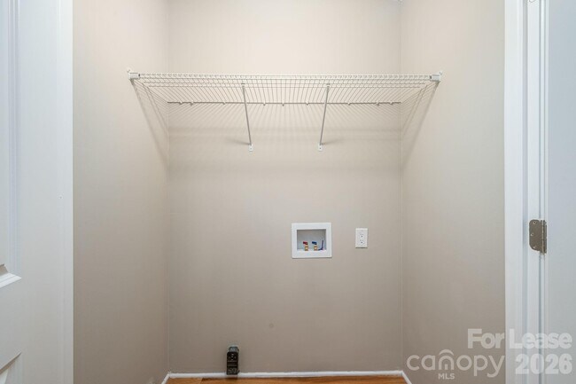 Building Photo - 412 Forest Dr
