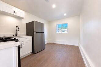 Building Photo - 6819 N Figueroa St