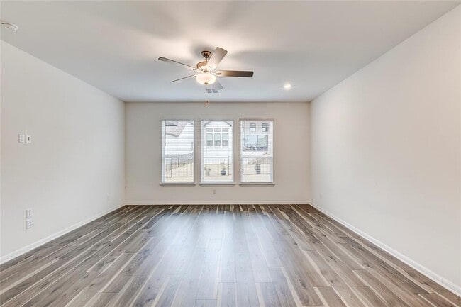 Building Photo - 5029 Carsoli Ln