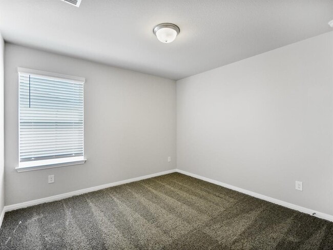 Building Photo - 115 Cona Wy