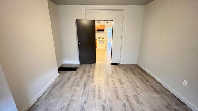 Building Photo - 212 Ophelia St