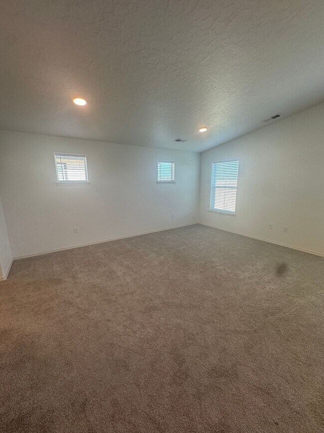 Building Photo - Modern Comfort in Kuna! – 3 Bed | 2.5 Bath...