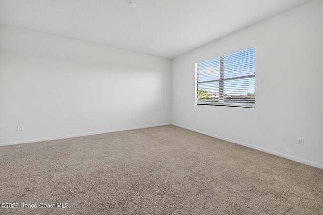 Building Photo - 830 Remington Green Dr SE