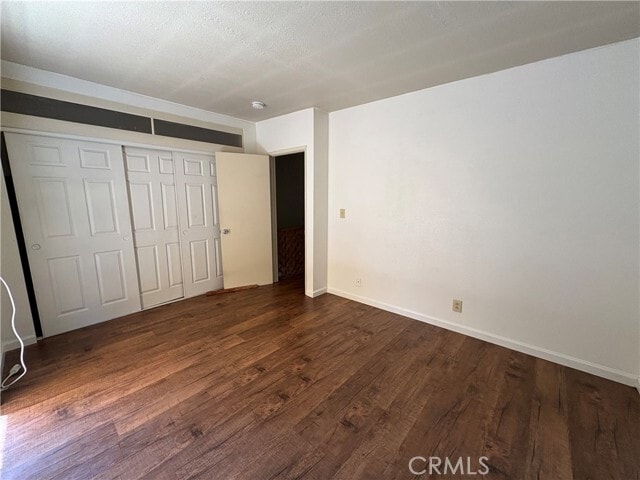 Building Photo - 1123 E La Deney Ct