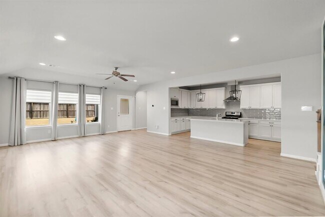 Building Photo - 2324 Hagerman Rd