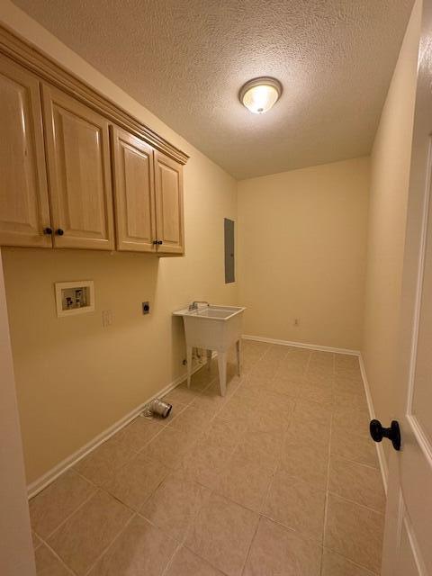 Building Photo - 263 Pine Hollow Dr