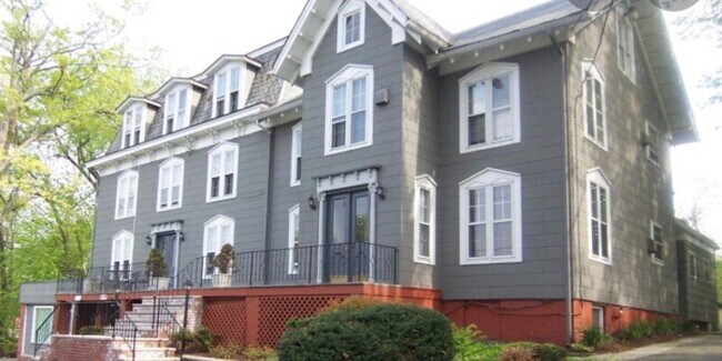 Primary Photo - 285-289 Hudson St