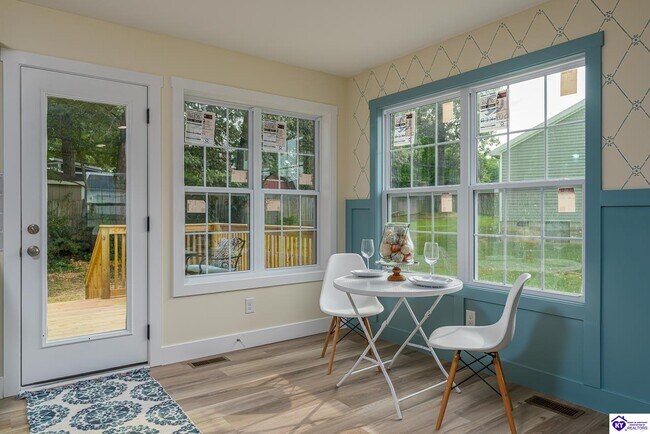 Building Photo - 108 W Tuscany Ct