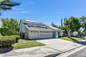 Building Photo - 11454 Doral Ave