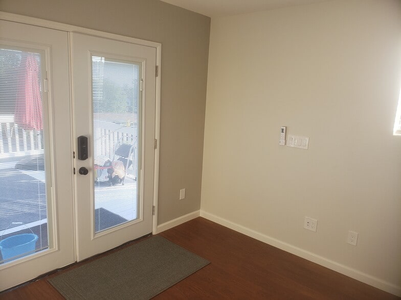 Building Photo - 31386 Kira Pl