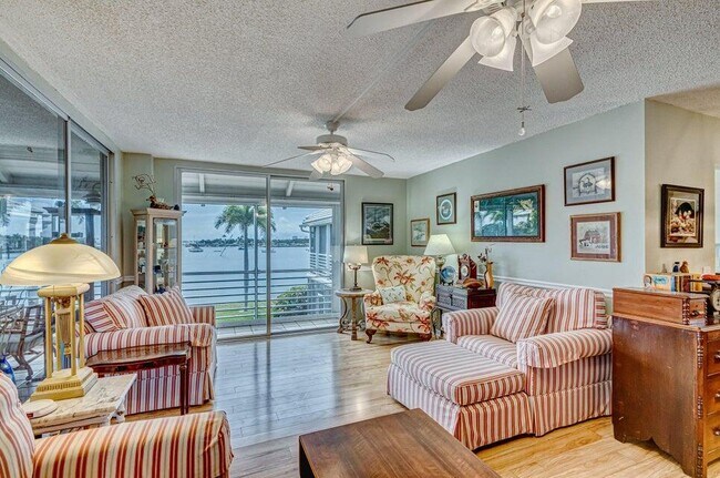 Building Photo - 1071 Sugar Sands Blvd