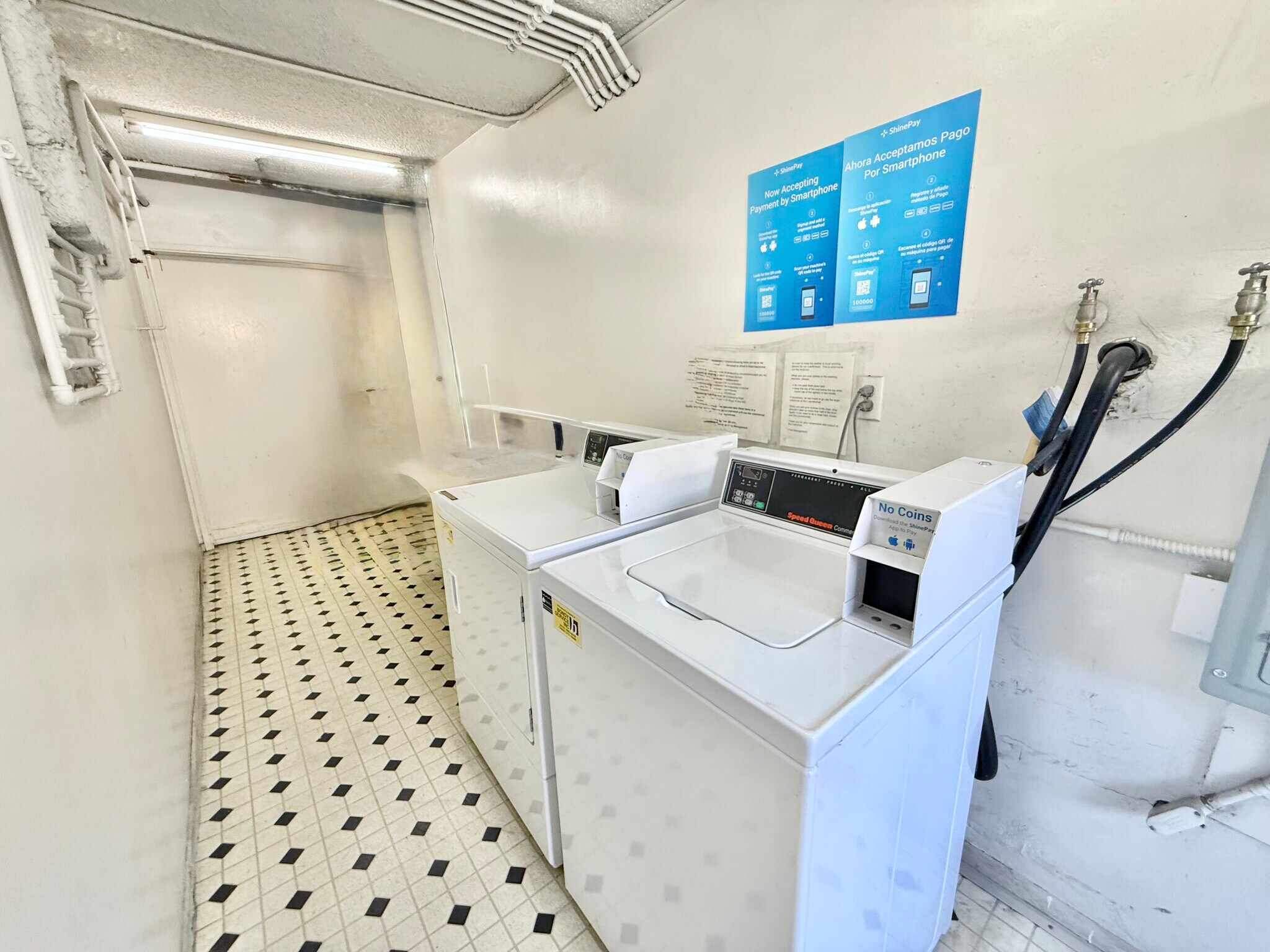 Building Photo - 1534 11th St