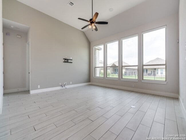 Building Photo - 122 Wildrose Hill Dr