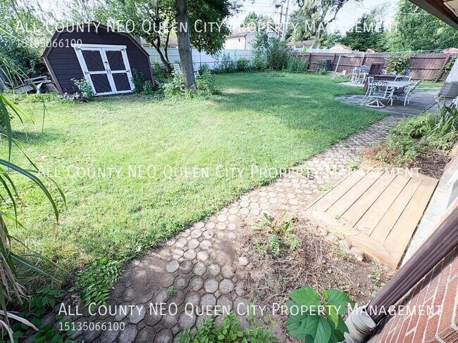 Building Photo - 3692 Elmira Dr