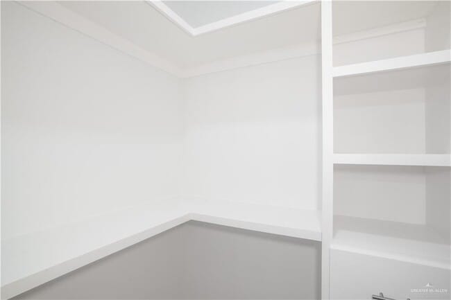 Building Photo - 24 Hidalgo Cir