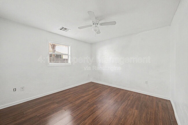 Building Photo - 1117 N 13th St