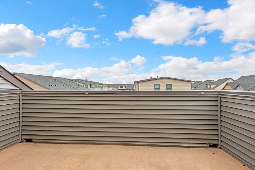 Building Photo - 43501 Apple Orchard Sq