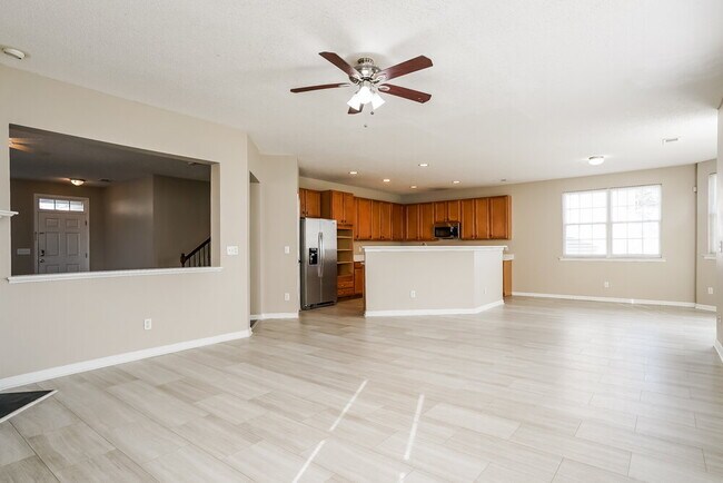 Building Photo - 6011 Paducah Dr