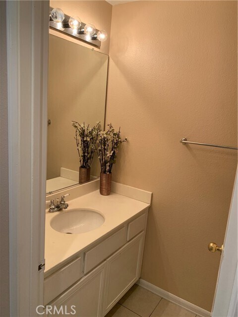 Building Photo - 6387 Blossom Ln