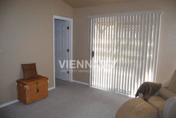 Building Photo - Cute Home in Antelope for Rent!