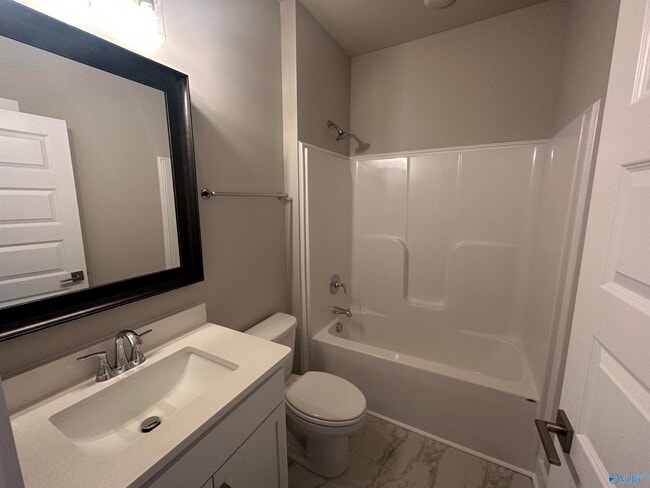 Building Photo - 6028 Margie Collins Dr SE