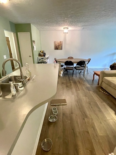 Building Photo - 4860 Sparrow Dr