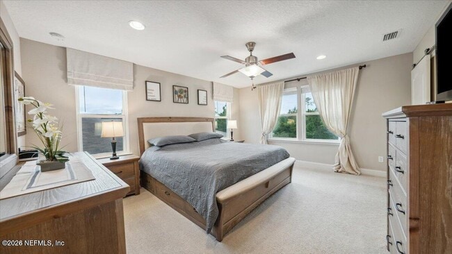 Building Photo - 1120 Persimmon Dr