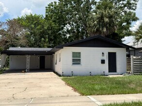 Building Photo - Colonial Town 2 bedroom Duplex
