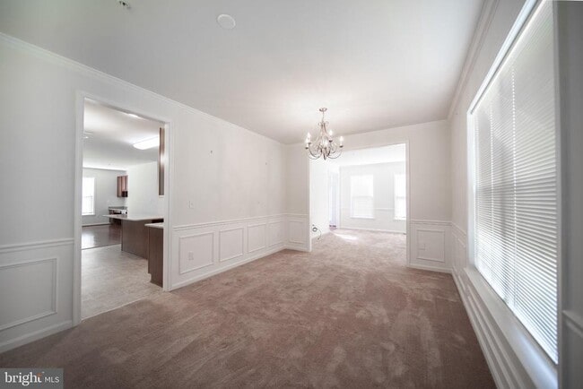 Building Photo - 7356 Tottenham Dr