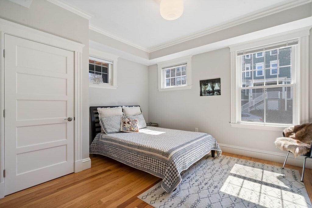 Building Photo - 35 Upland Rd