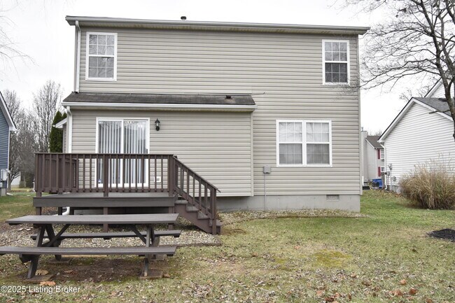 Building Photo - 4313 Hickoryview Dr