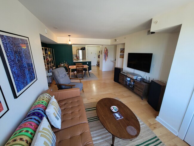 Building Photo - 1000 New Jersey Ave SE