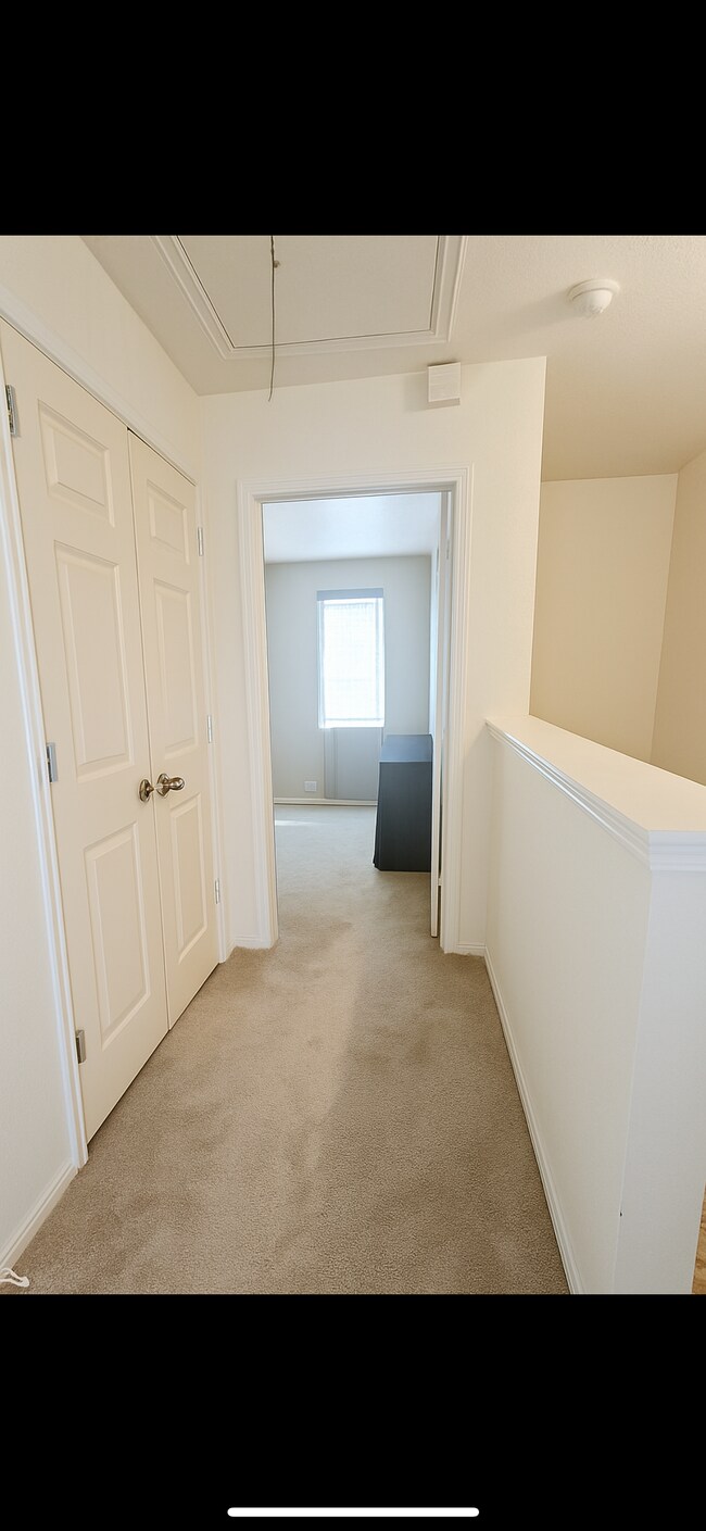 Building Photo - 23827 Pebworth Pl