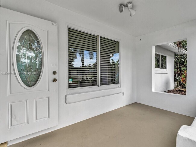 Building Photo - Southwest 42nd Terrace, Fort Lauderdale, FL 33314 - 3 BR 2 BA single-family home