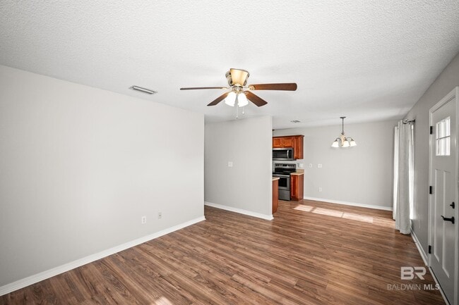 Building Photo - 4004 Kendallbrook Loop