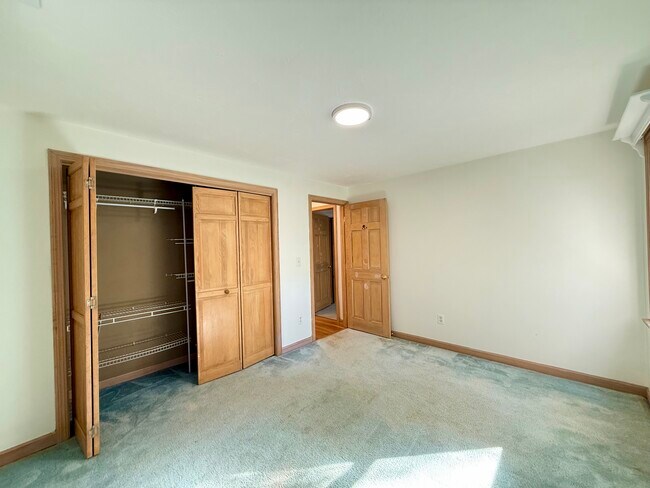 Building Photo - 19 Westerly Dr
