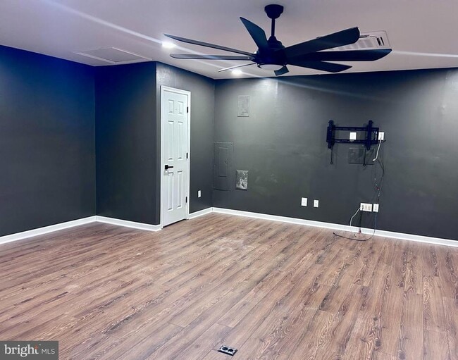 Building Photo - 1206 Eastover Pkwy