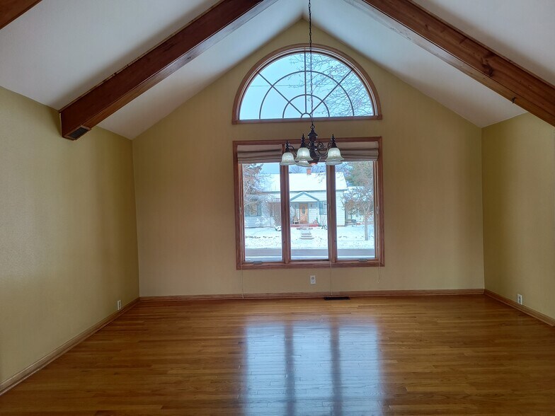 Building Photo - 2720 Ward Ave