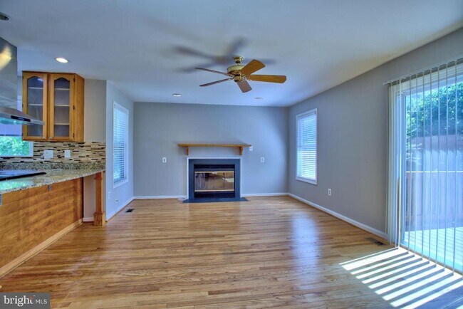 Building Photo - 1209 Merton Trail