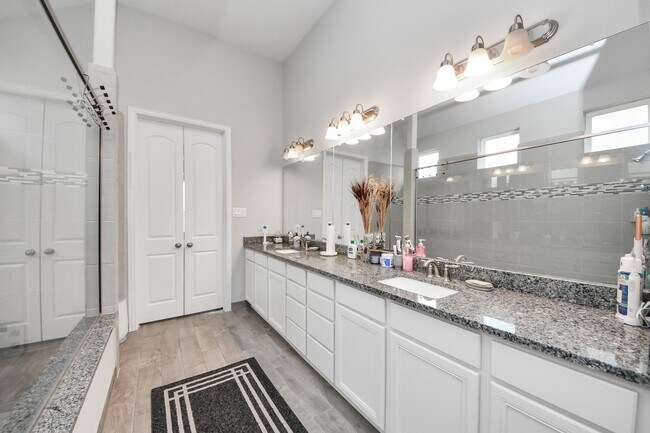 Building Photo - 3902 Cantone Grotto Ct