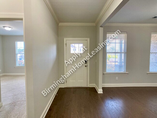 Building Photo - 4028 Laura Ln