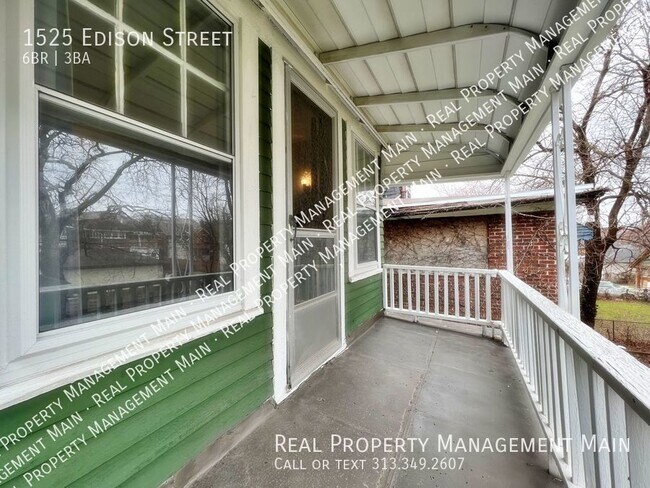 Building Photo - 1525 Edison St