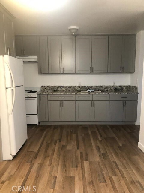 Building Photo - 1912 Pasadena Ave